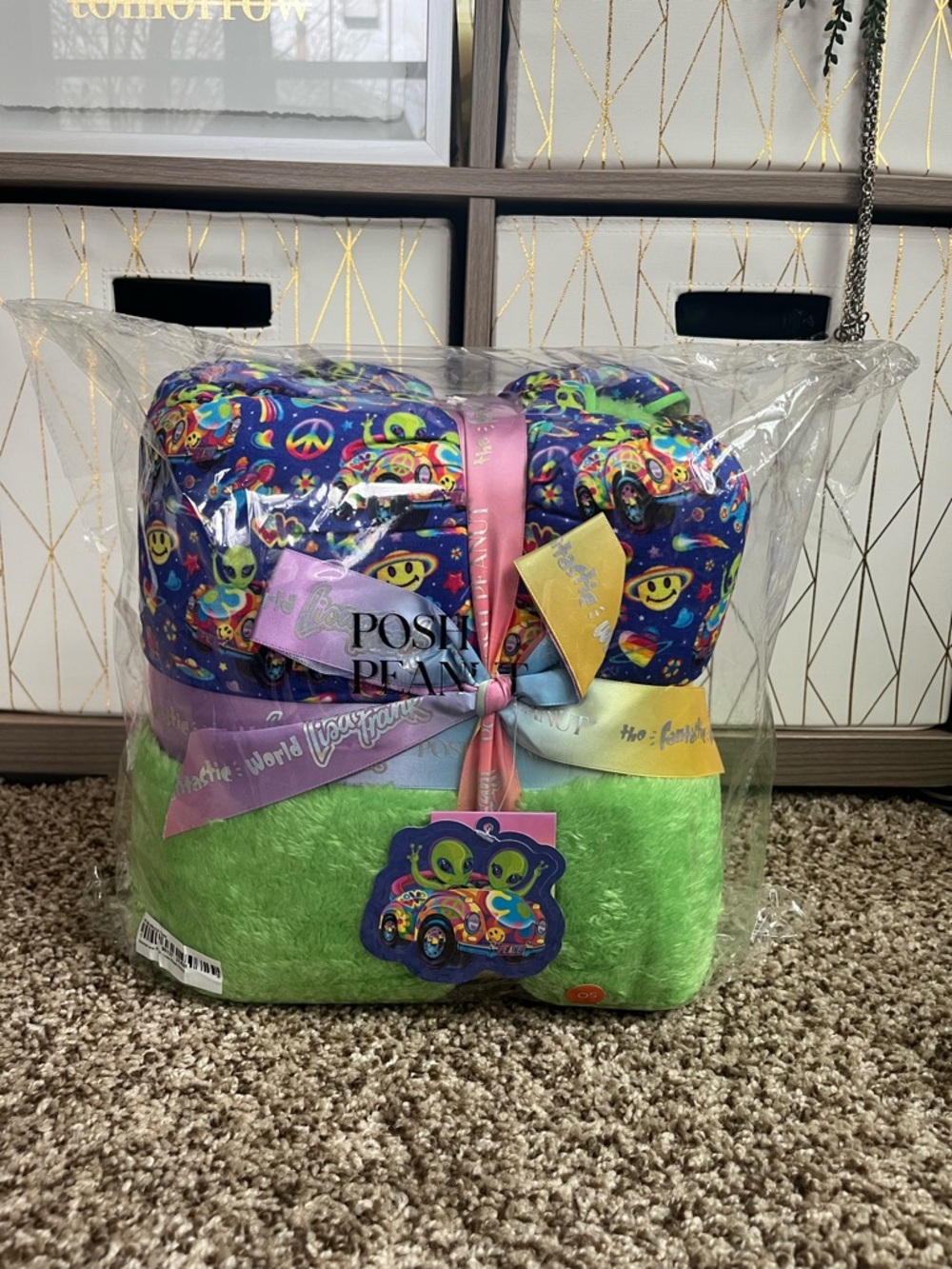 Posh Peanut Lisa Frank Zoomer & Zorbit Alien LUXE Plush Patoo Blanket